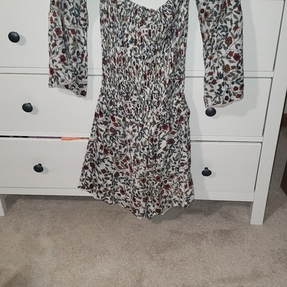 Romper - Picture 2 of 2